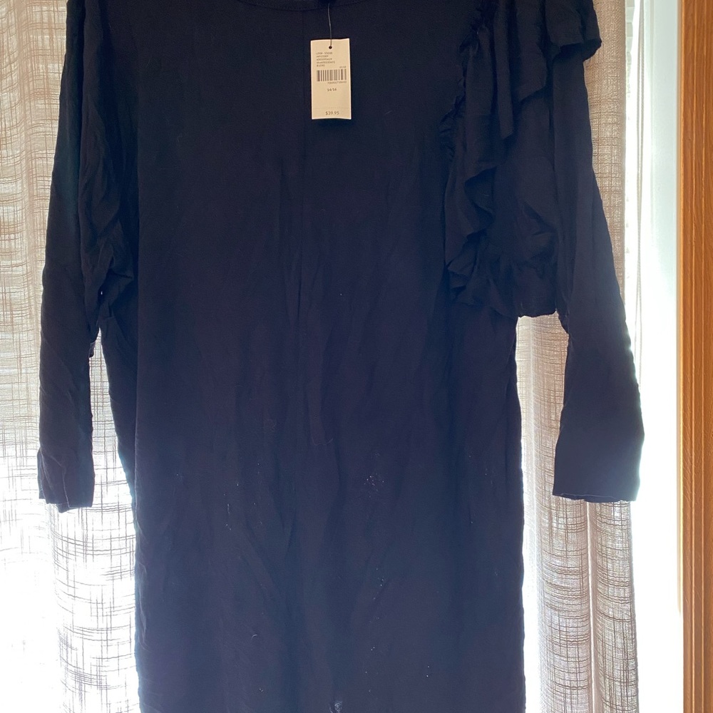 Lane Bryant 3/4 length black shirt
